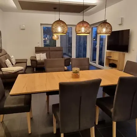 Upland View Apartment