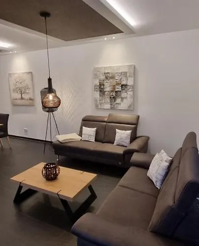 Upland View Apartment *