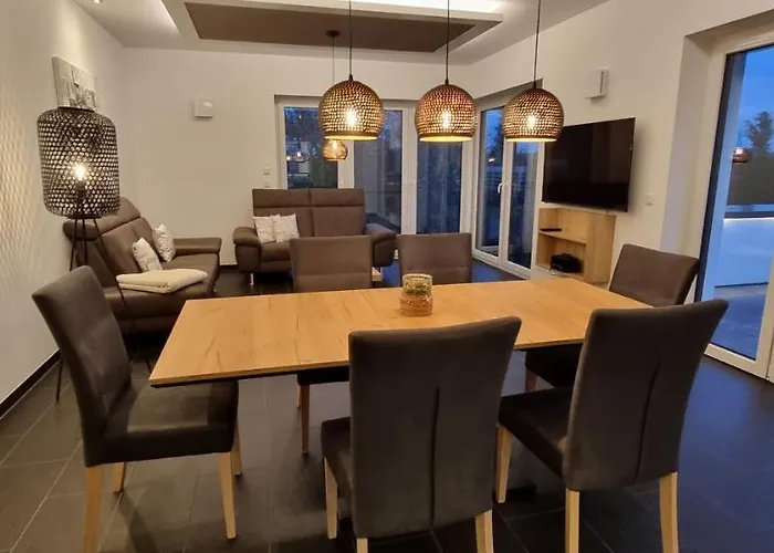 Upland View Apartment