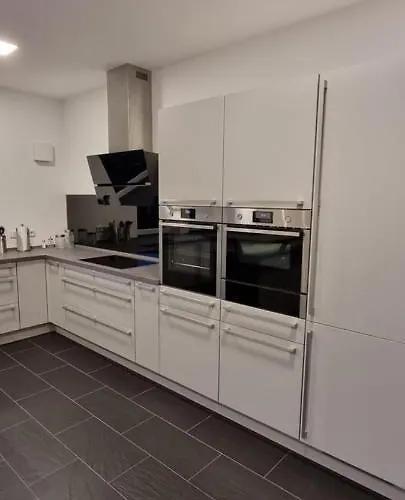 Upland View Apartment *