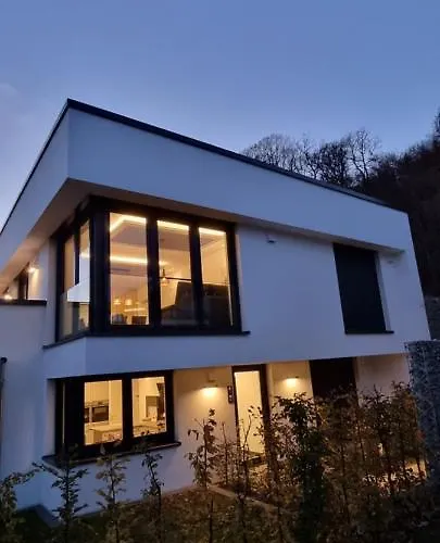 Upland View Apartament *